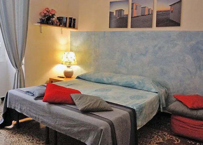 B&B Blue Home
